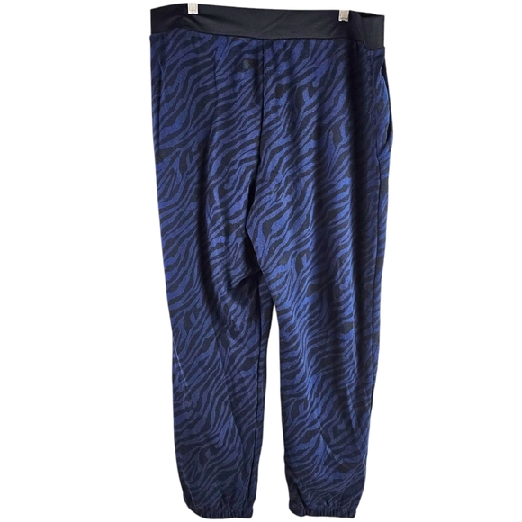 Victorias Secret Tiger Striped Jogger Sweatpants In XL - Picture 1 of 7